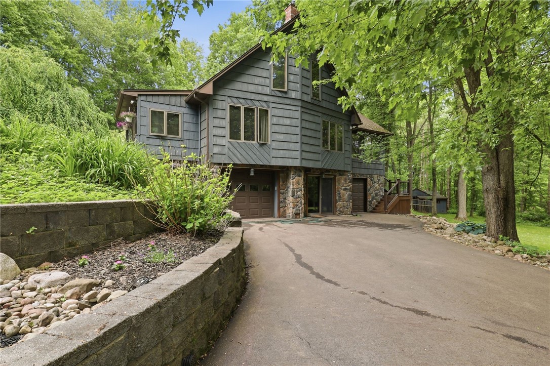 696 Curran Road, Unit 702 Manchester, NY 14548 - Photo 2 of 47