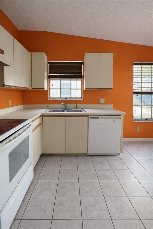 7705 Balharbour Drive New Port Richey, FL 34653 - Photo 13 of 22