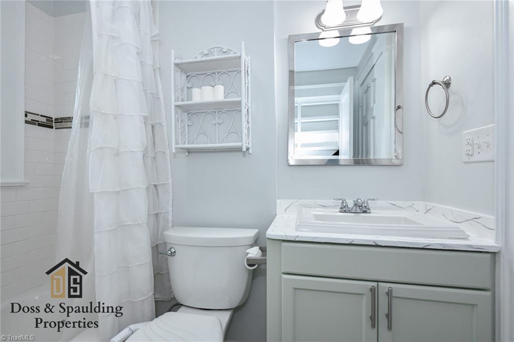 409 B Richardson Avenue High Point, NC 27262 - Photo 18 of 30