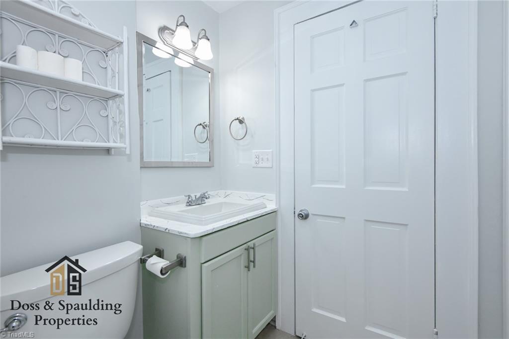 409 B Richardson Avenue High Point, NC 27262 - Photo 19 of 30