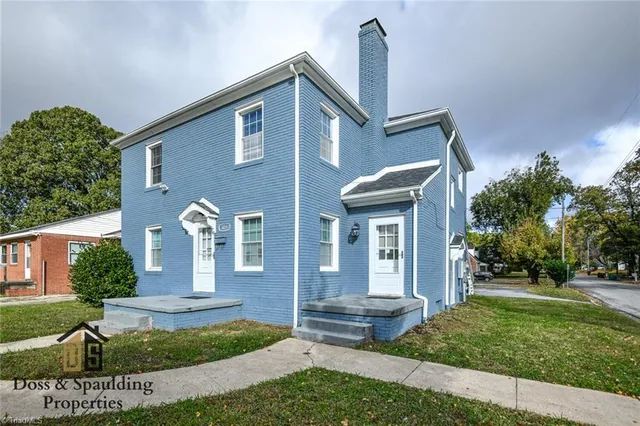 $995 | 409 B Richardson Avenue, High Point, NC 27262