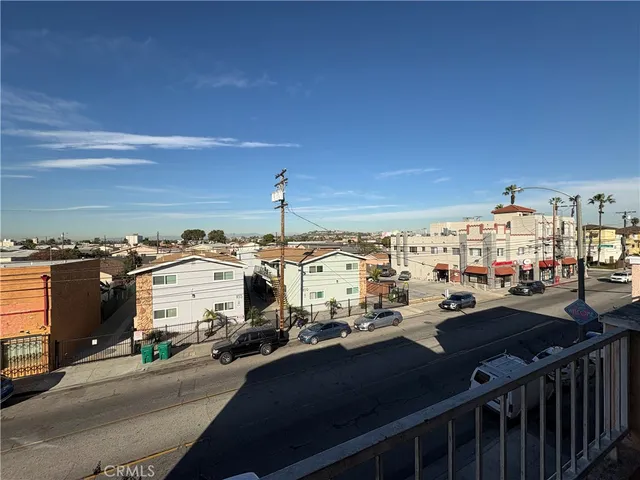 $410,000 | 1168 East 10th Street, Unit 213, Long Beach, CA 90813