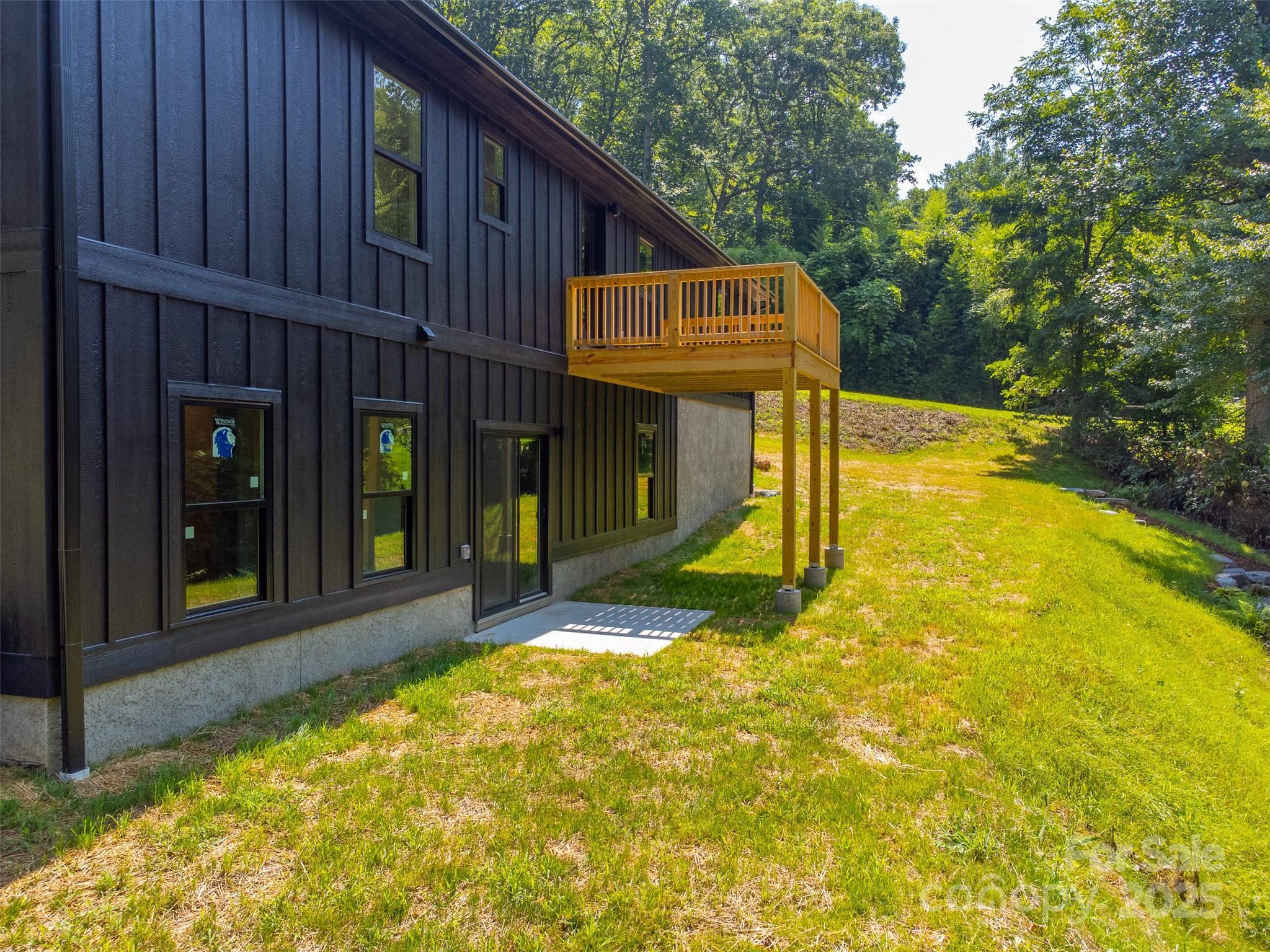 22 Crossing Lane Sylva, NC 28779 - Photo 43 of 44 a view of a house with basketball court
