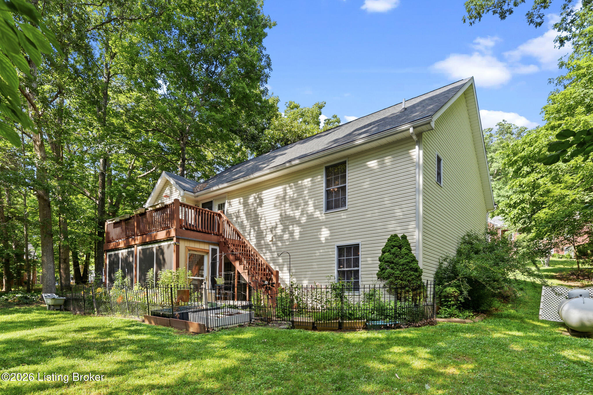 67 Cardinal Point Road Brandenburg, KY 40108 - Photo 12 of 79 DSC02943