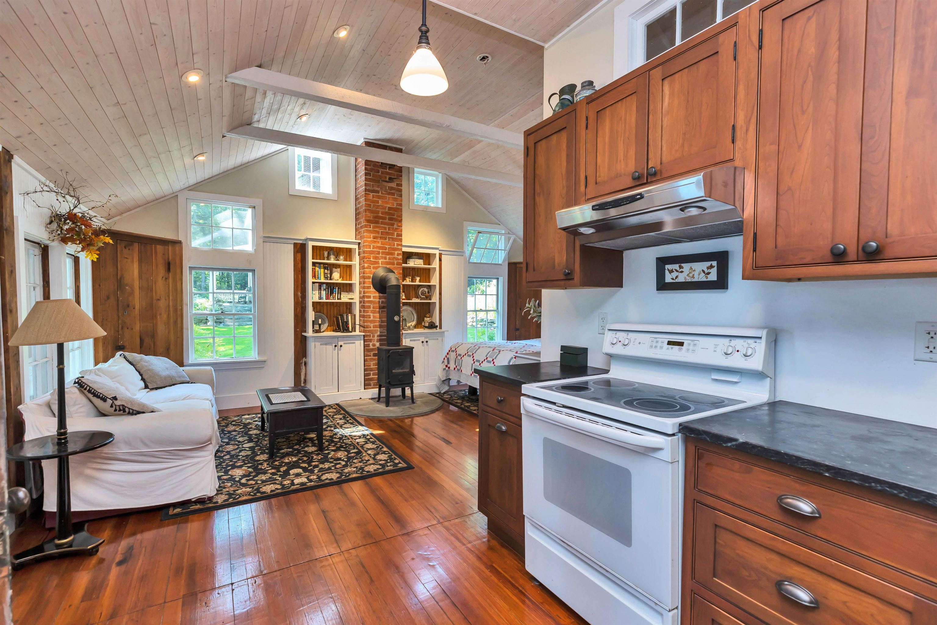 240 Gilson Road Jaffrey, NH 03452 - Photo 28 of 39