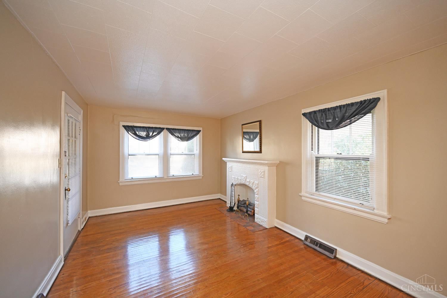 3709 Brotherton Road Cincinnati, OH 45209 - Photo 10 of 46 Gallery Image 10