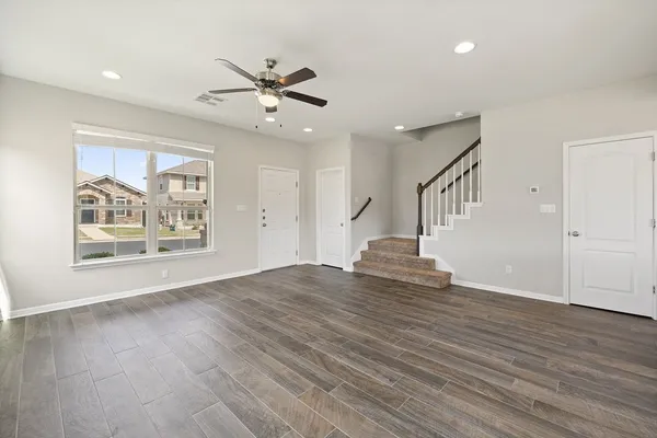 $1,898 | 719 Coconut Grove Street, Pflugerville, TX 78660