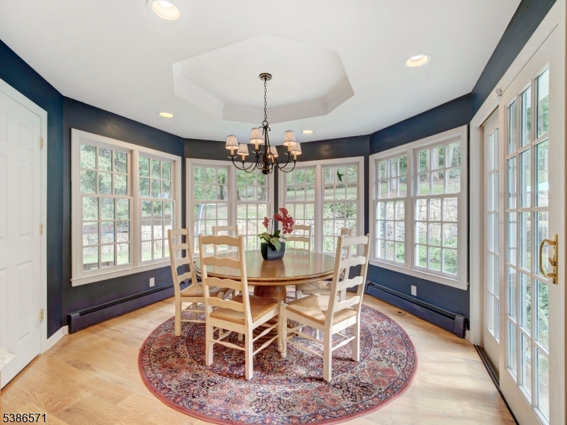 82 Roxiticus Road Far Hills, NJ 07931 - Photo 12 of 42