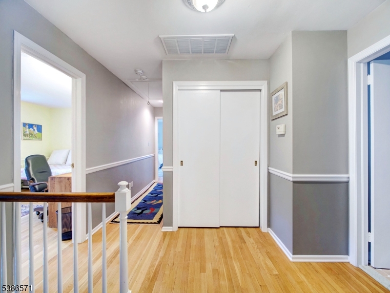 82 Roxiticus Road Far Hills, NJ 07931 - Photo 23 of 42