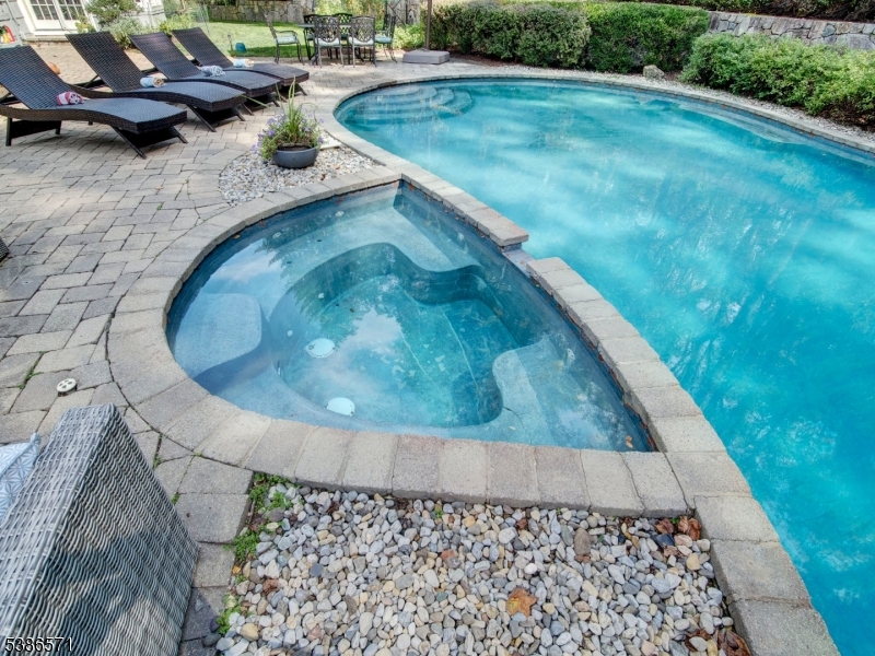 82 Roxiticus Road Far Hills, NJ 07931 - Photo 41 of 42