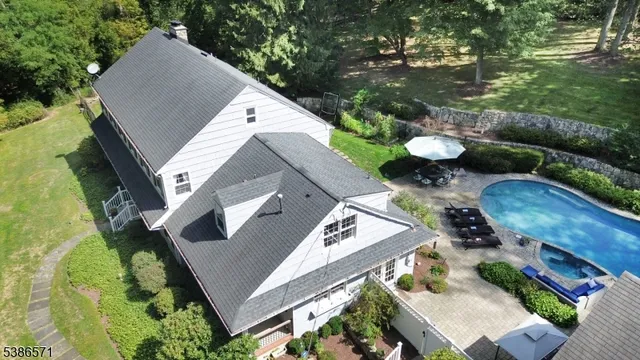 $1,420,000 | 82 Roxiticus Road, Far Hills, NJ 07931