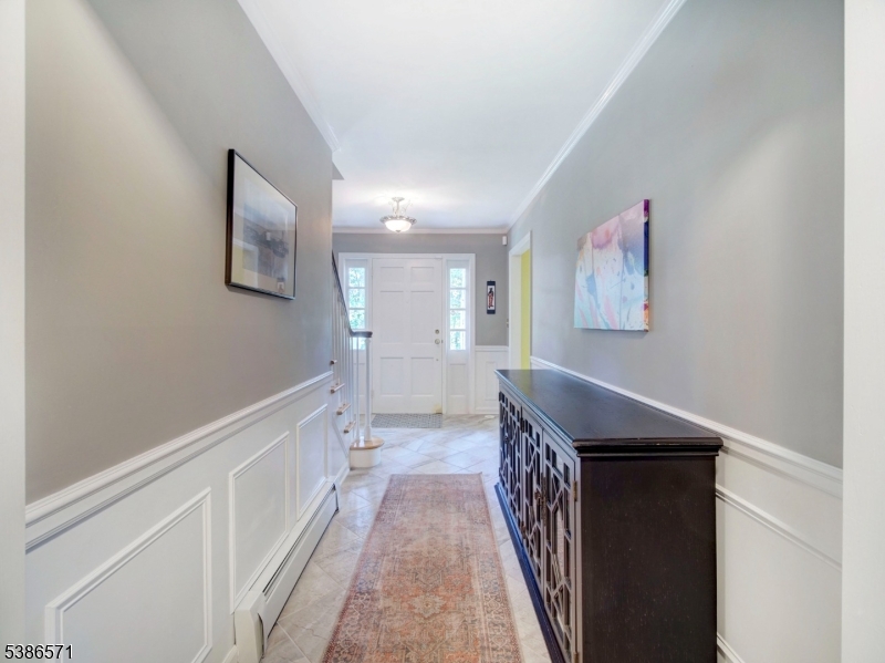 82 Roxiticus Road Far Hills, NJ 07931 - Photo 9 of 42