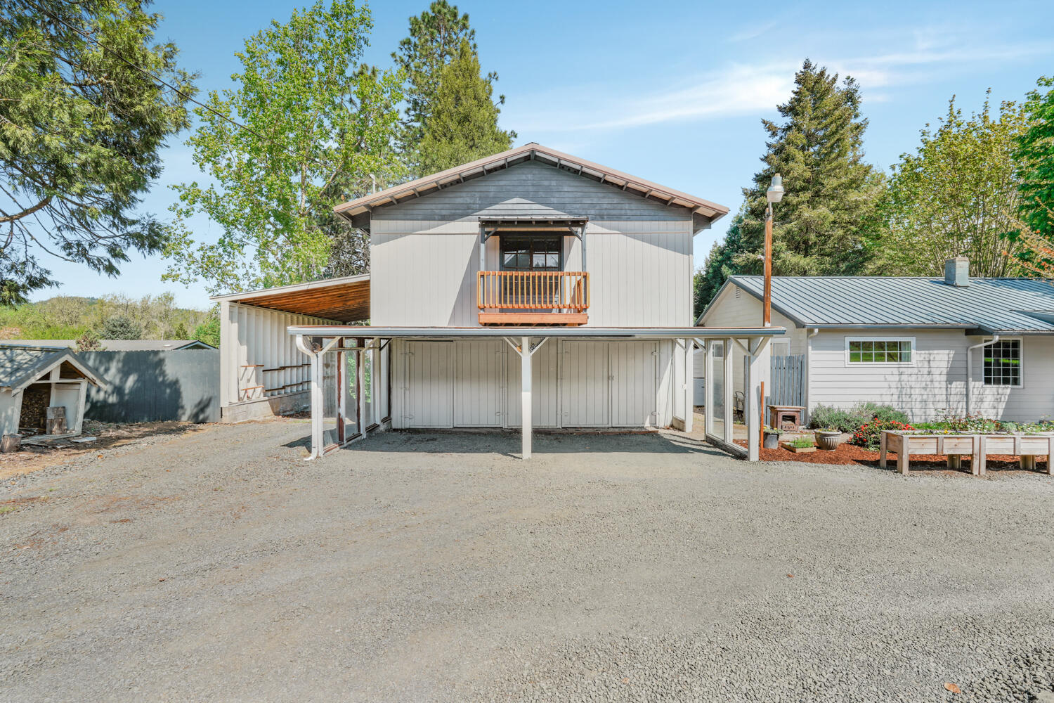 1381 Oak Hill Road Roseburg, OR 97471 - Photo 40 of 47 DSC00871