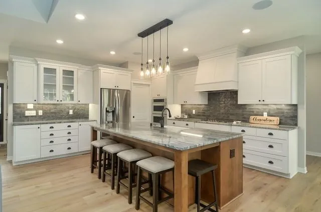 $895,000 | 6478 Fox Road, Lino Lakes, MN 55014