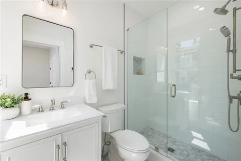 $1,650,000 | 41 School Street, Unit 2, Newport, RI 02840