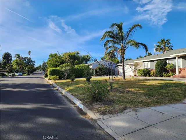 $3,950 | 17449 Donmetz Street, Granada Hills, CA 91344