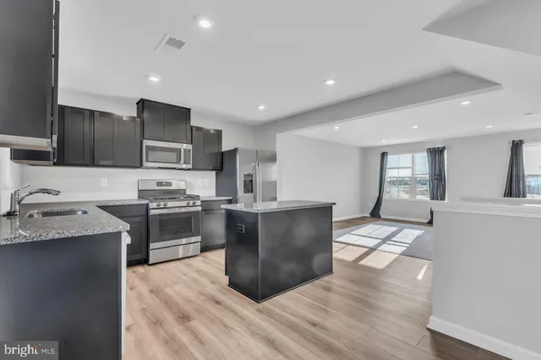 $3,100 | 1 L L Wendowski Street, Edgewater Park, NJ 08010