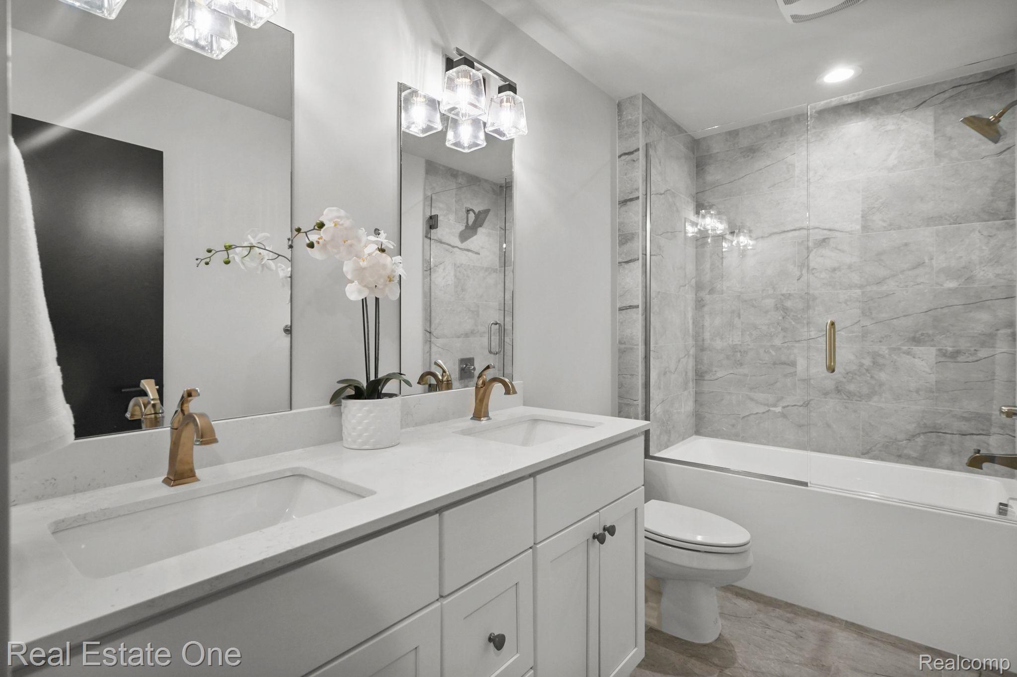 126 North Helen Avenue Rochester, MI 48307 - Photo 42 of 63 Gallery Image 42