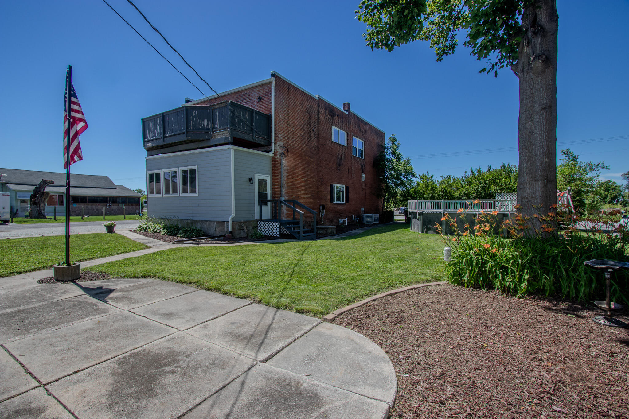 401 4th Street Hobart, IN 46342 - Photo 3 of 48 2048x1365
