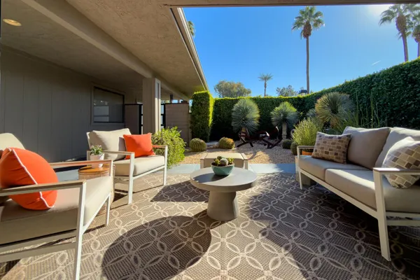 $1,249,800 | 15 Dartmouth Drive, Rancho Mirage, CA 92270