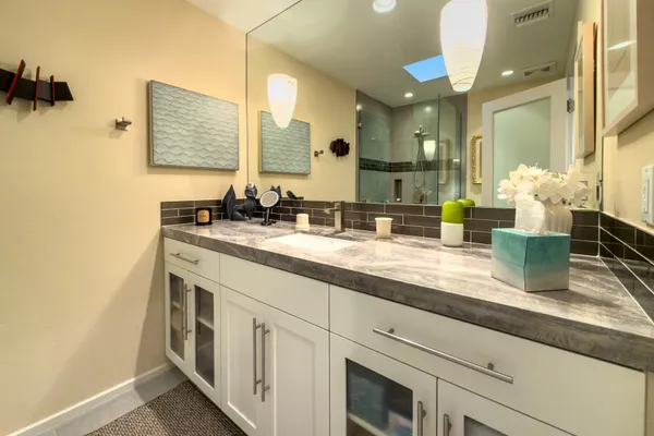 $1,249,800 | 15 Dartmouth Drive, Rancho Mirage, CA 92270
