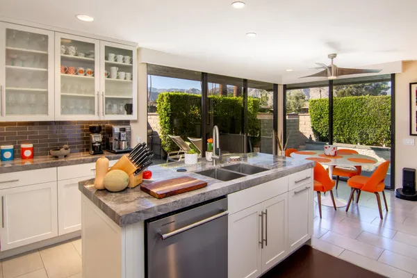 $1,249,800 | 15 Dartmouth Drive, Rancho Mirage, CA 92270