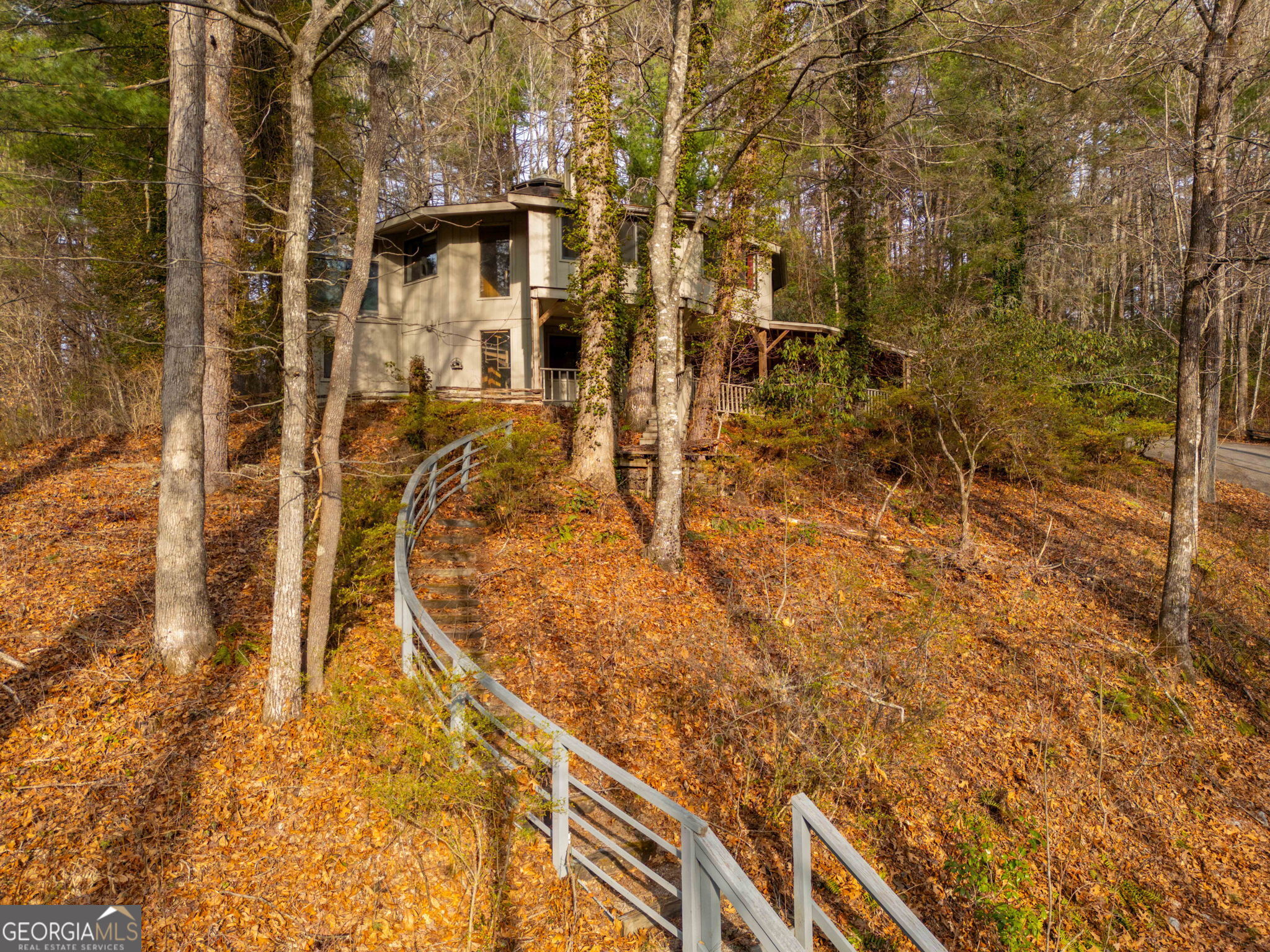 159 Clare Lane Rabun Gap, GA 30568 - Photo 39 of 41 a view of a balcony with a shower