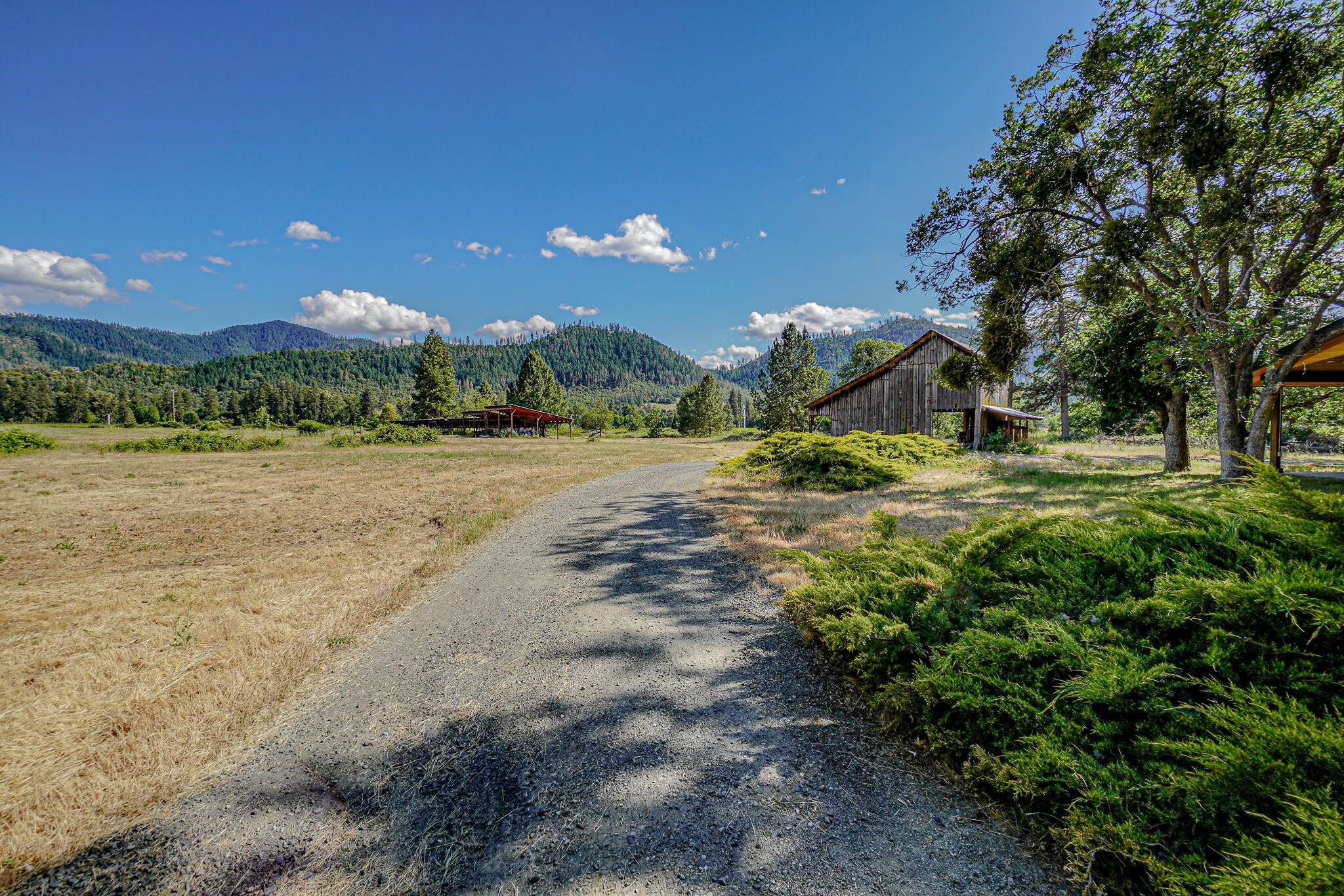 17777 North Applegate Road Grants Pass, OR 97527 - Photo 80 of 104 DSC03090
