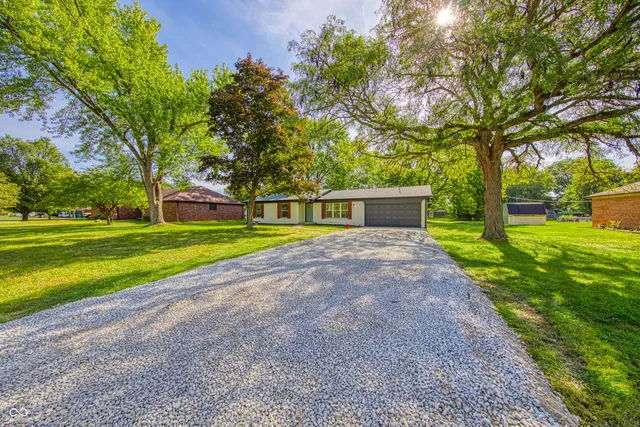 $285,000 | 227 Poplar Grove Drive, Avon, IN 46123