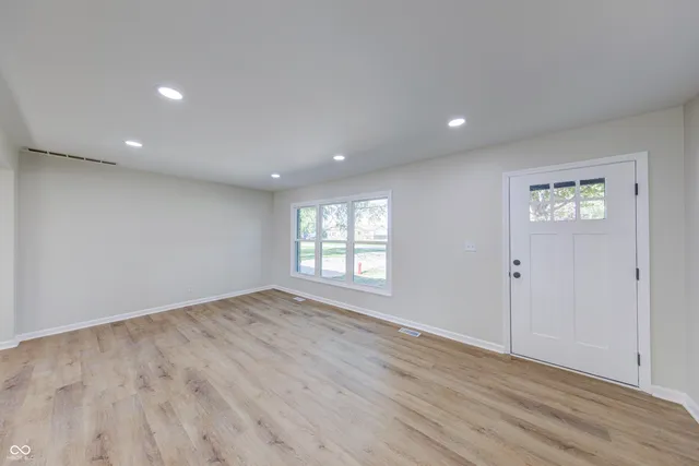 $285,000 | 227 Poplar Grove Drive, Avon, IN 46123