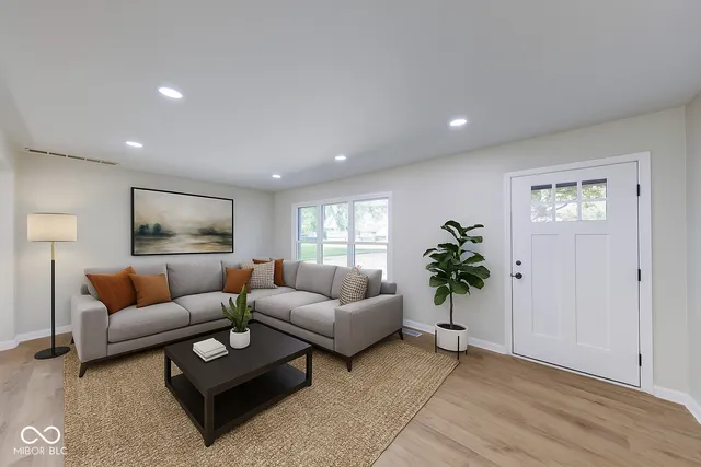 $285,000 | 227 Poplar Grove Drive, Avon, IN 46123