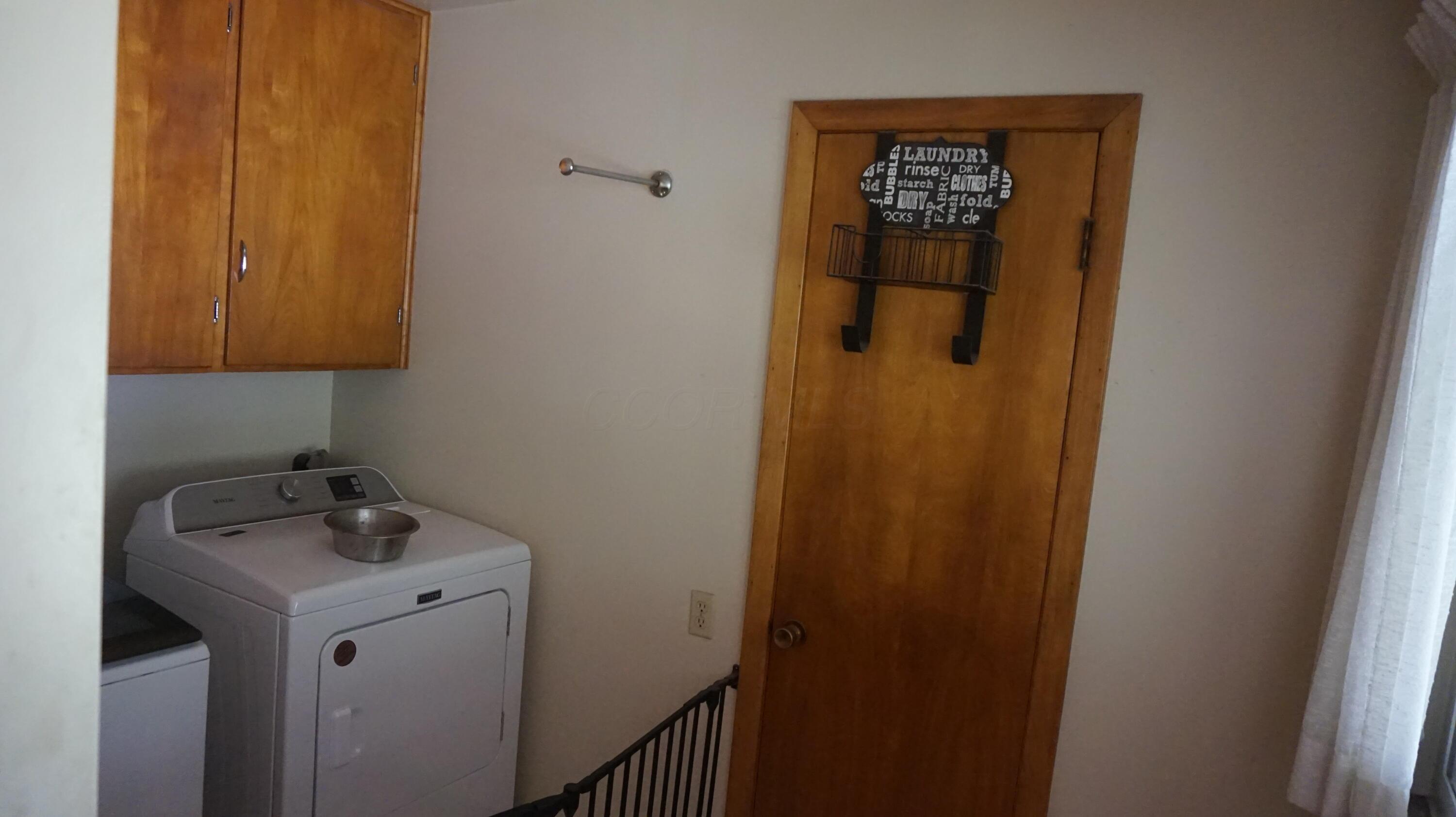 2866 Alkire Road Columbus, OH 43223 - Photo 7 of 17 Laundry rm