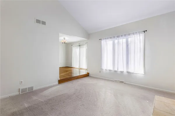 $284,900 | 32 Greenwood Park, Pittsford, NY 14534