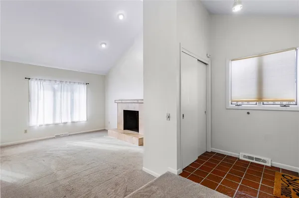 $284,900 | 32 Greenwood Park, Pittsford, NY 14534