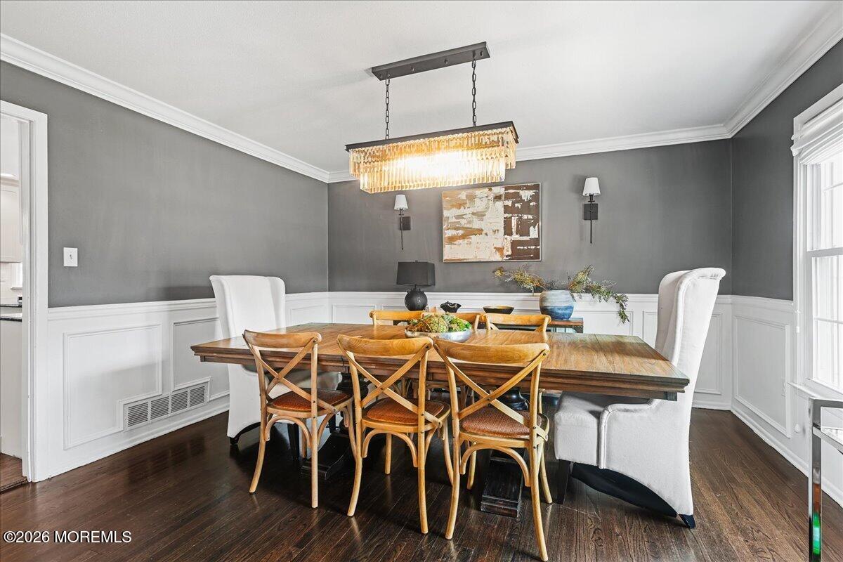16 Newcastle Road Freehold, NJ 07728 - Photo 11 of 32 13-Dining Room