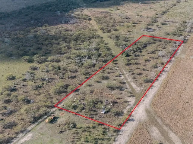 a view of an outdoor space