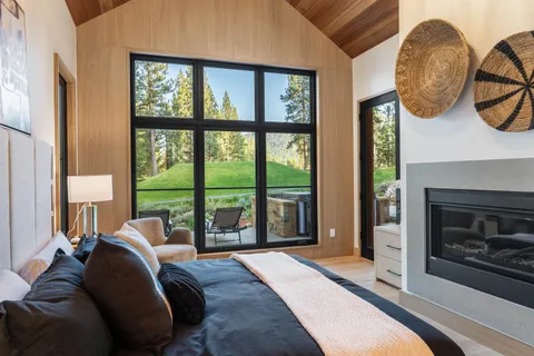 $5,250,000 | 10212 Dick Barter, Truckee, CA 96161