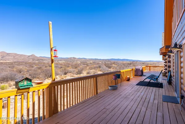 $867,000 | 8807 South Fipsila Circle, Skull Valley, AZ 86338