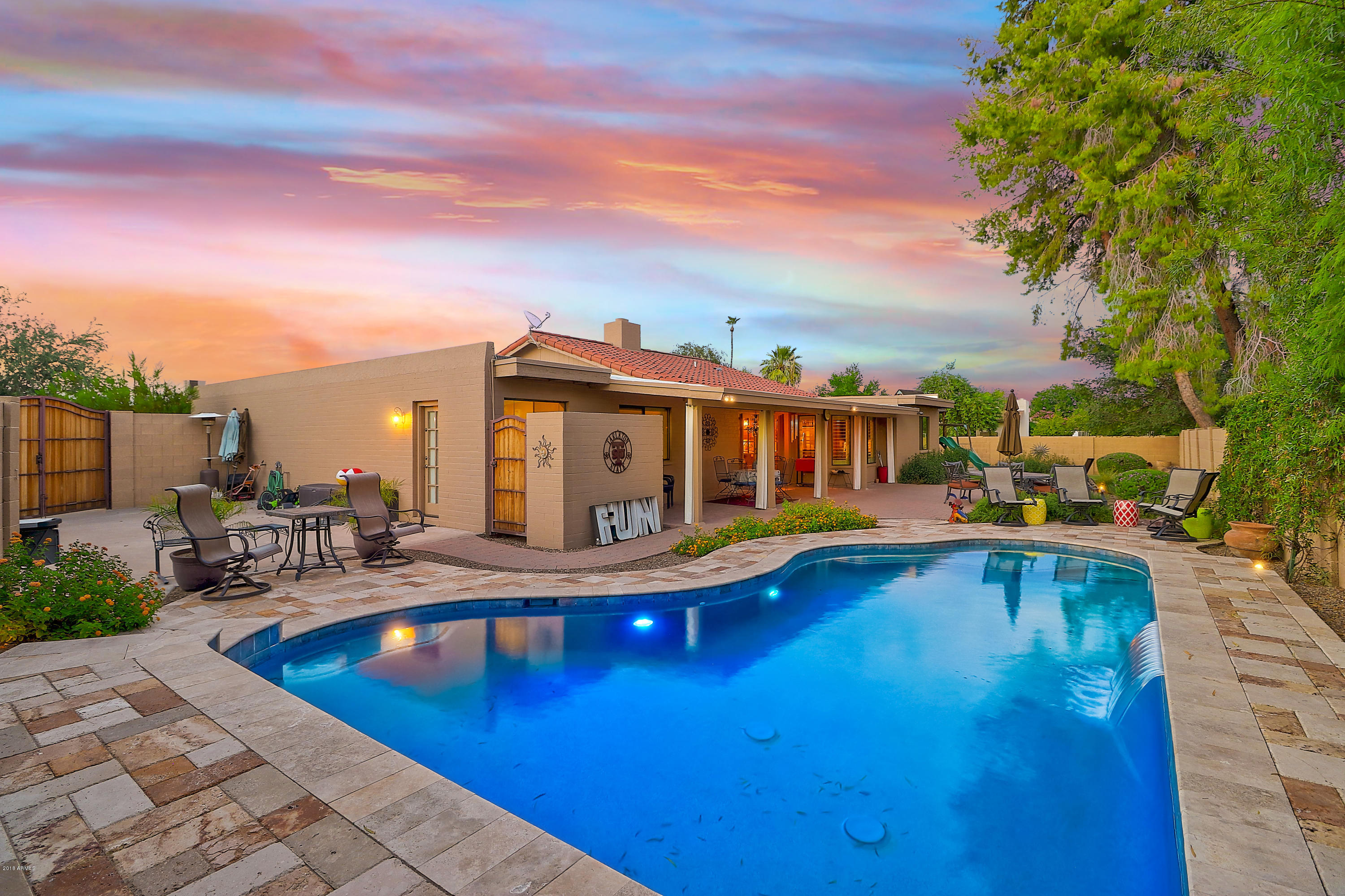 4231 East Hearn Road Phoenix, AZ 85032 - Photo 22 of 55 DUSK (13)