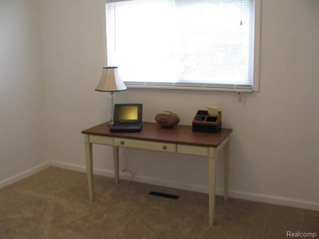 2415 Harrison Avenue Rochester, MI 48307 - Photo 11 of 21 Bedroom #2