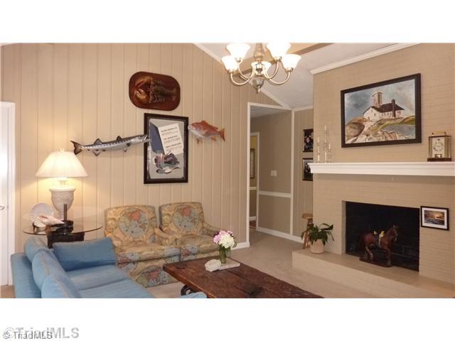 4348 Witherow Road Winston-Salem, NC 27106 - Photo 4 of 16 Den/Family/Great Room.