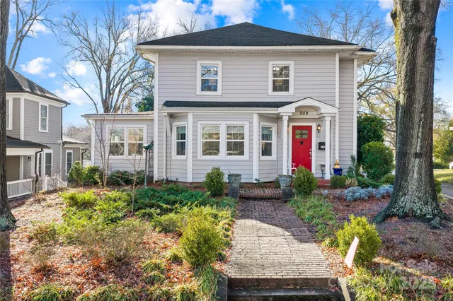 $429,000 | 209 West 3rd Avenue, Gastonia, NC 28052