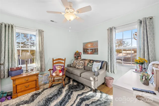 $429,000 | 209 West 3rd Avenue, Gastonia, NC 28052