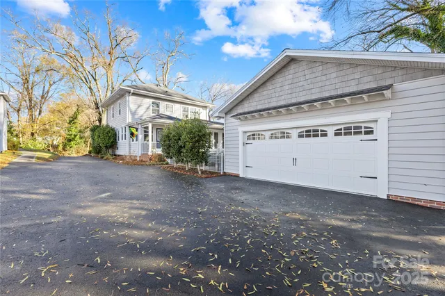 $429,000 | 209 West 3rd Avenue, Gastonia, NC 28052