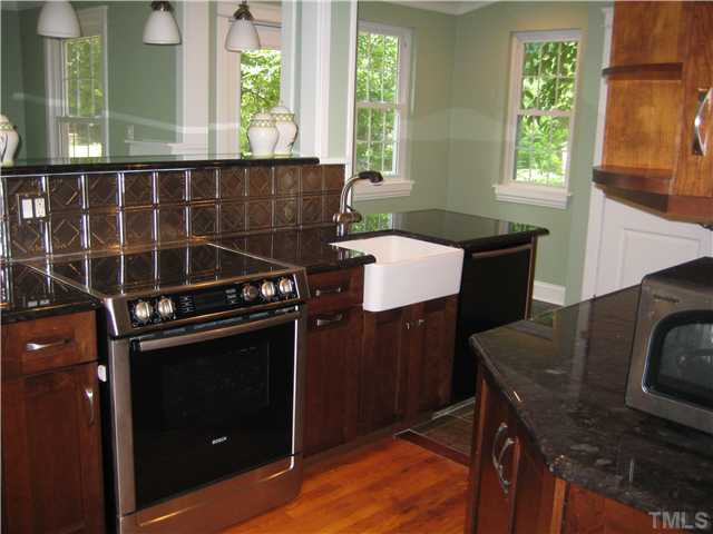 2720 Cartier Drive Raleigh, NC 27608 - Photo 4 of 19 Photo 4