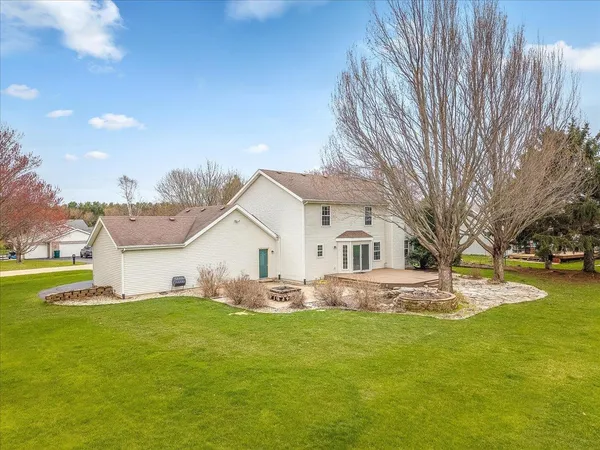 $389,900 | 8027 Barclay Road, Rockford, IL 61102