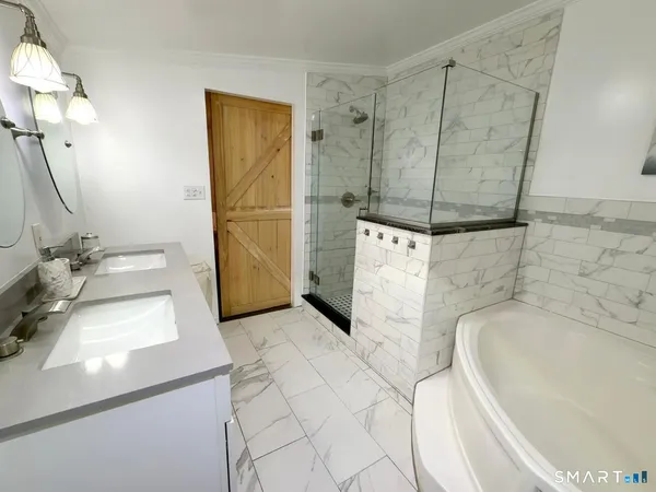 $3,800 | 75 Union City Road, Naugatuck, CT 06770