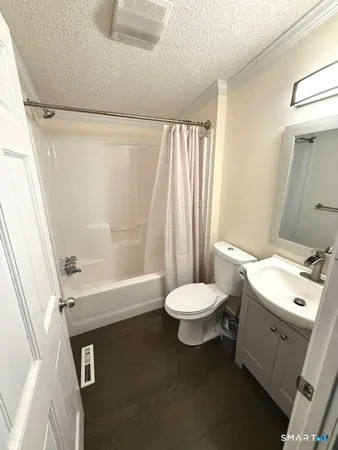 $3,800 | 75 Union City Road, Naugatuck, CT 06770