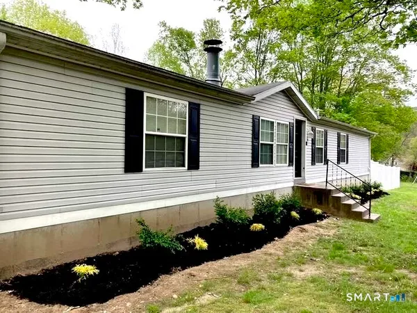 $3,800 | 75 Union City Road, Naugatuck, CT 06770