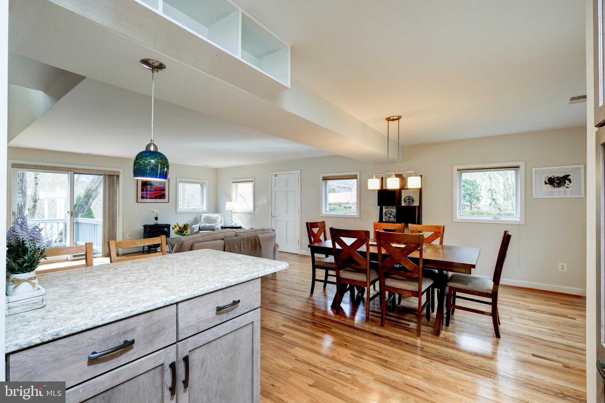 6417 83rd Place Cabin John, MD 20818 - Photo 13 of 48